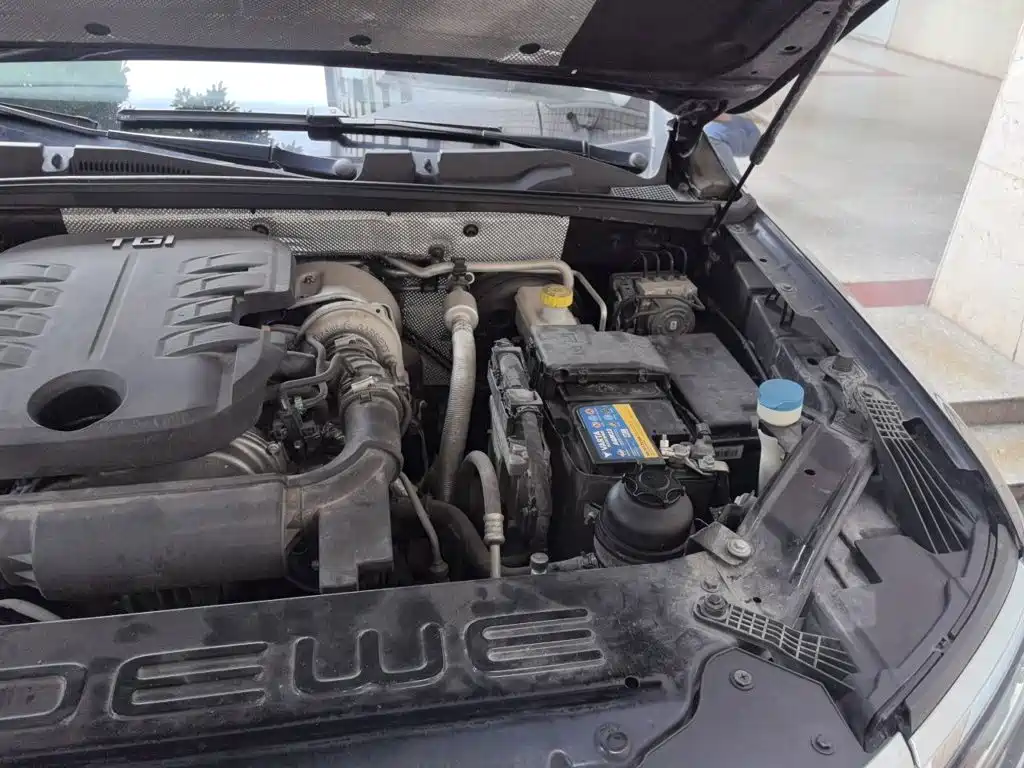 Roewe RX8 2018 2018 30T Smart Internet 2WD Flagship Edition