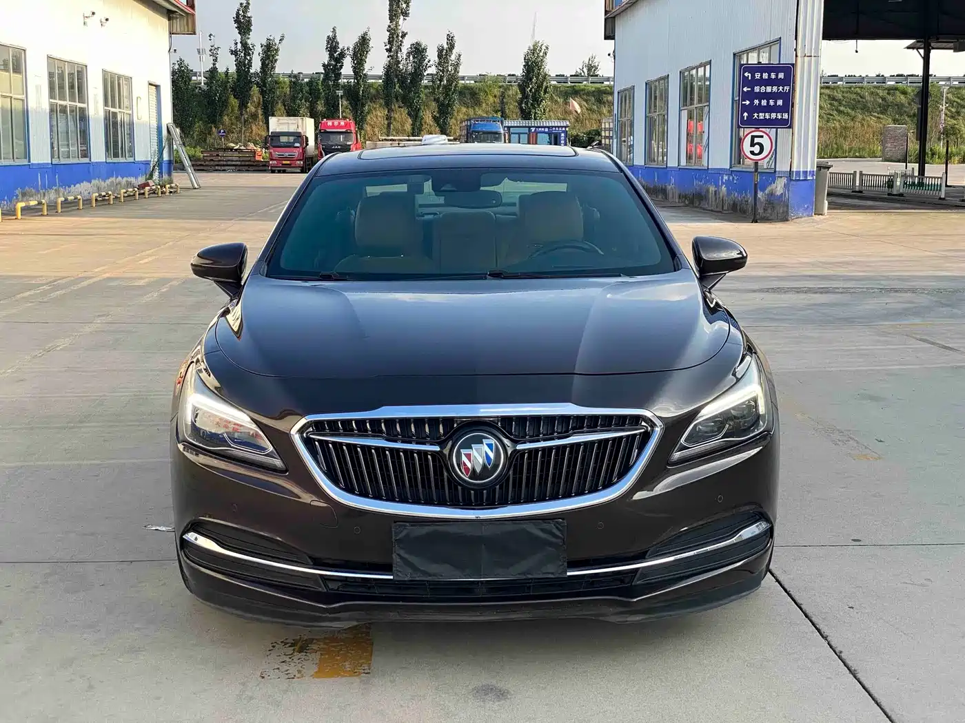 Фото 2 - Buick LaCrosse