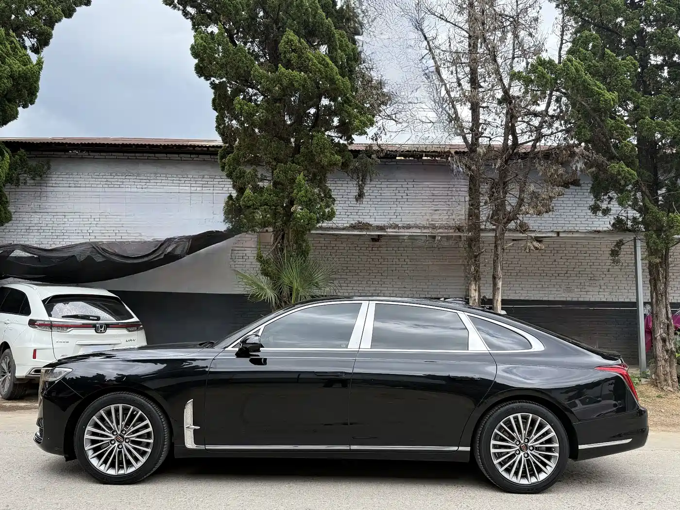 Hongqi H9 2020 2.0T Smart Connection Qi Xiang Edition фото 3