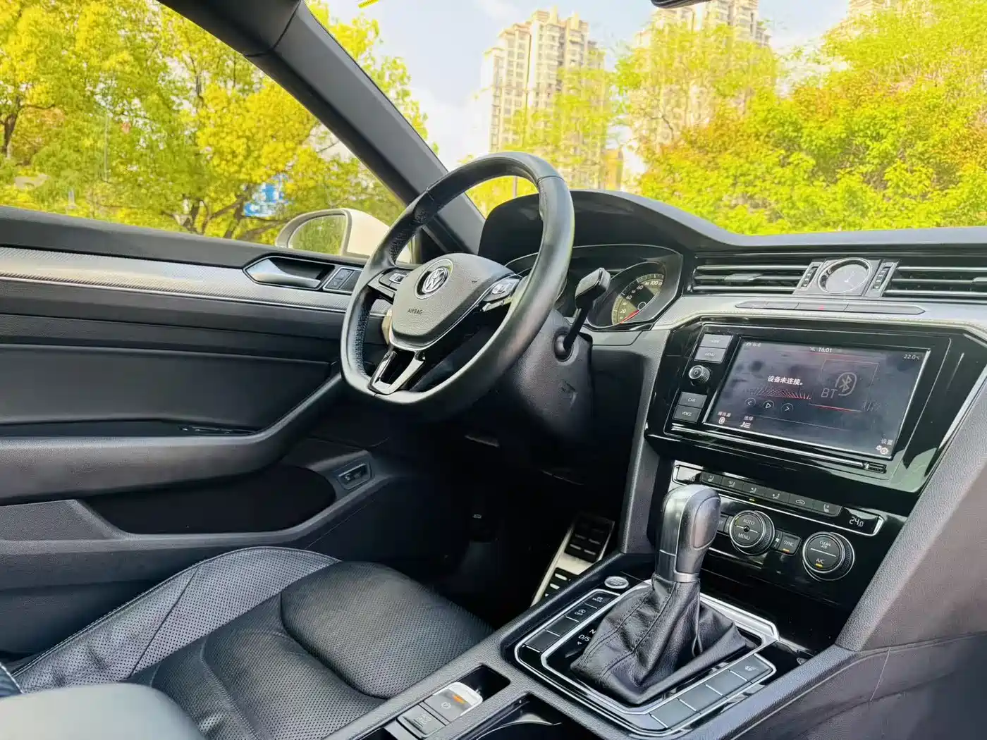 Volkswagen FAW-Volkswagen CC 2019 330TSI Charm Edition China VI фото 10