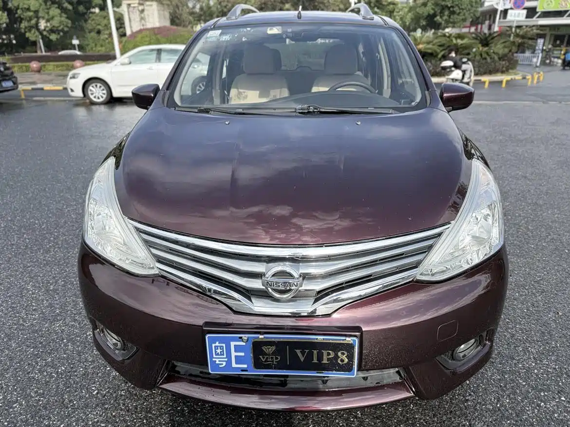 Nissan Livina 2014 2013 1.6XE CVT Comfort