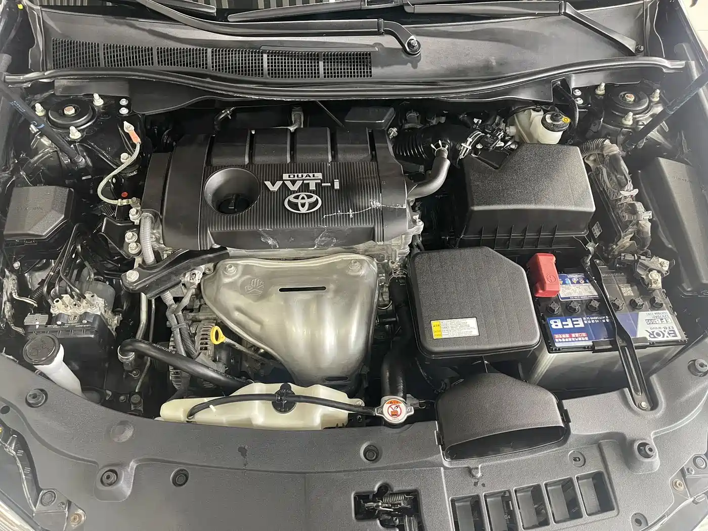 Toyota Camry 2016 2.5G 10th Anniversary Luxury Navigation Edition фото 15
