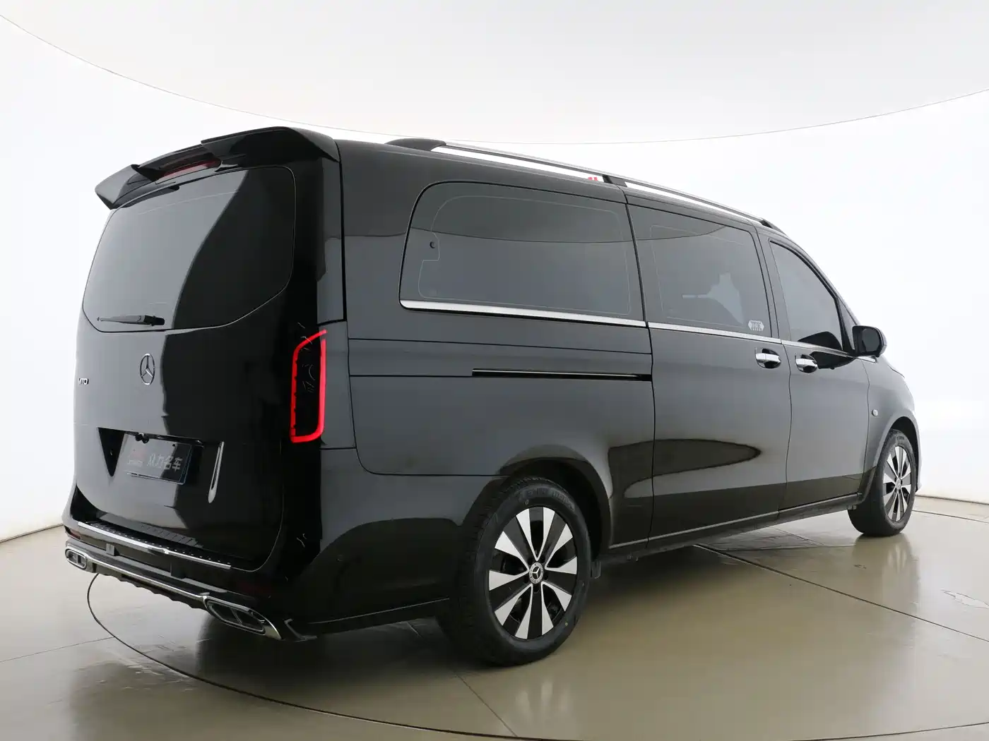 Mercedes-Benz Vito 2021 2.0T Elite 7-Seater фото 6