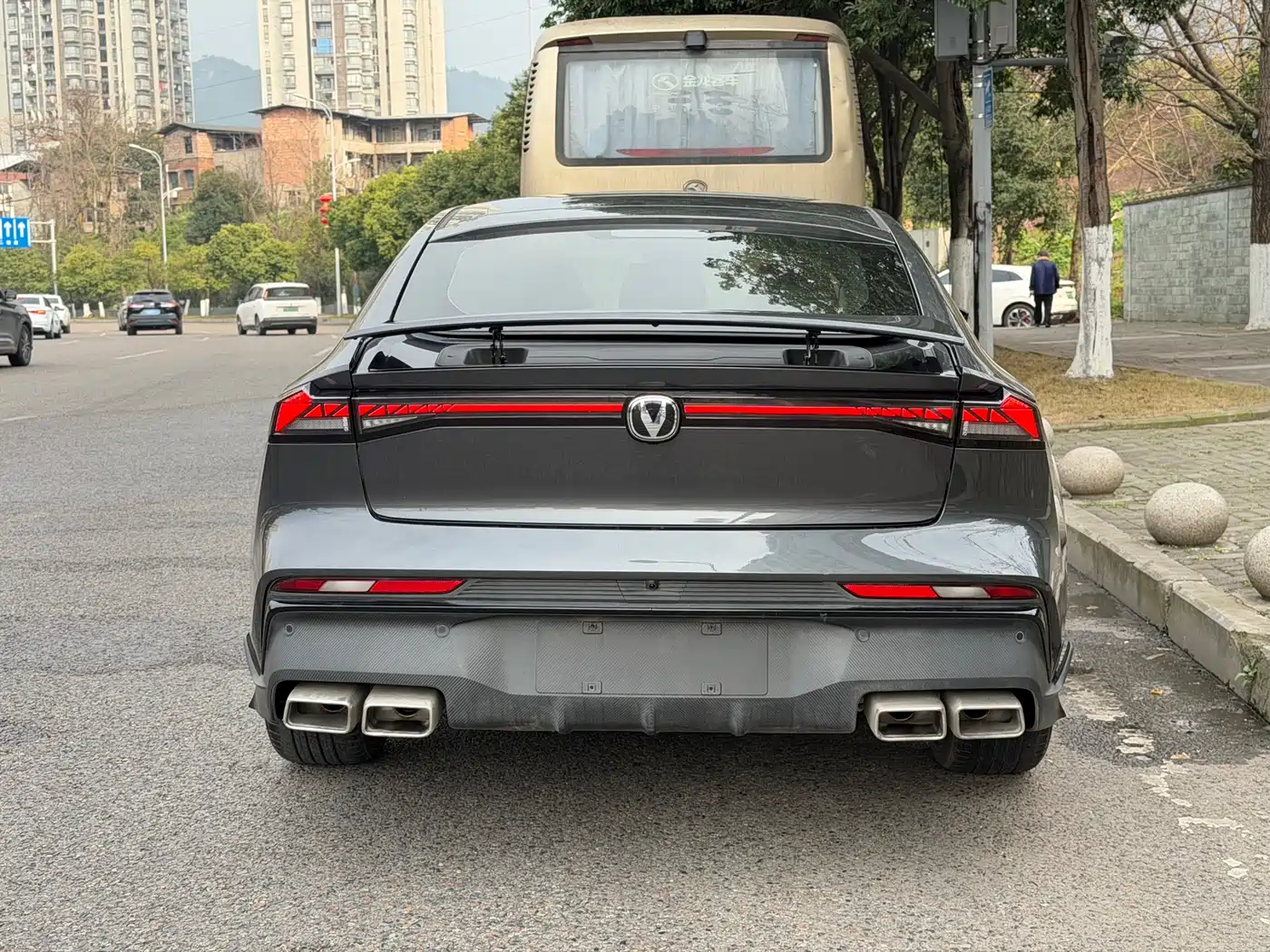 CHANGAN UNI-V
