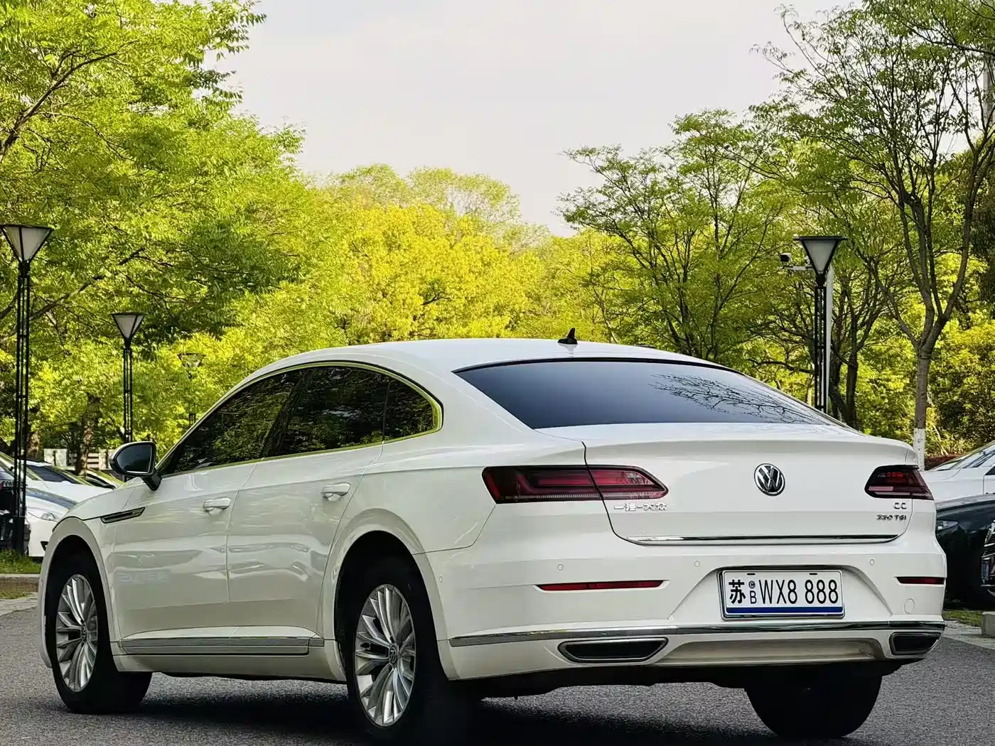 Volkswagen FAW-Volkswagen CC 2019 330TSI Charm Edition China VI фото 6