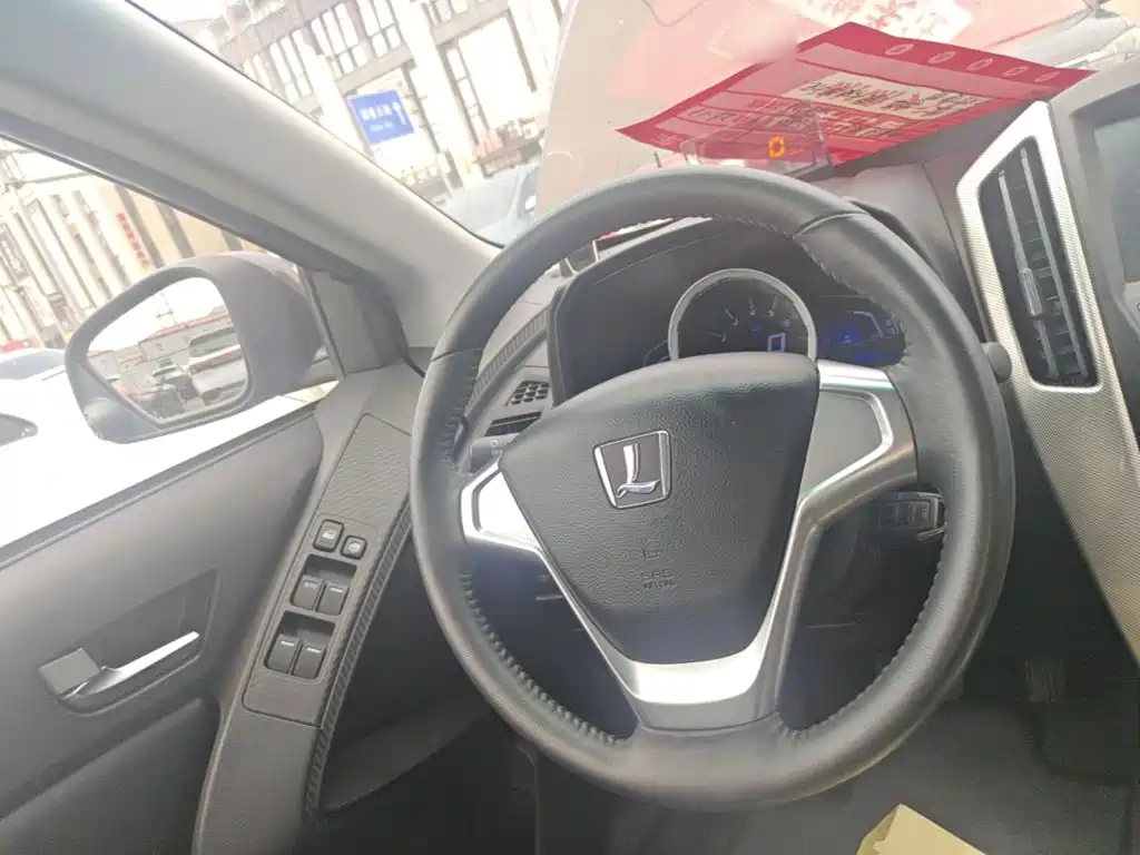 Luxgen U6 SUV 2015 2015 1.8T Fashion Upgrade