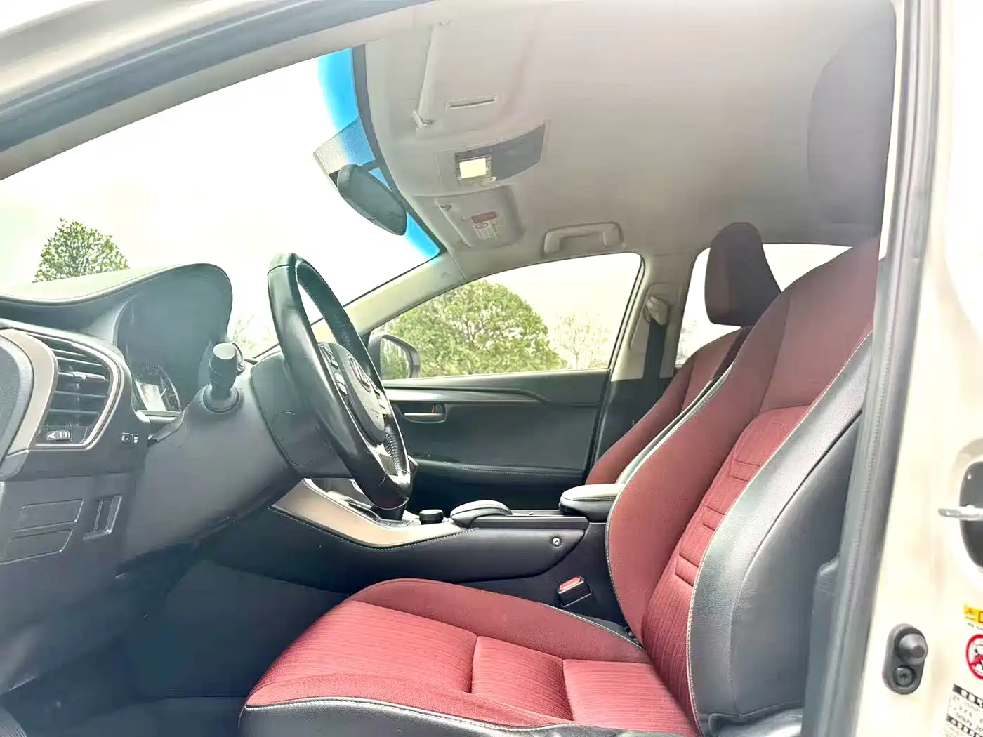 Lexus NX 2015 200 FWD Premium фото 10