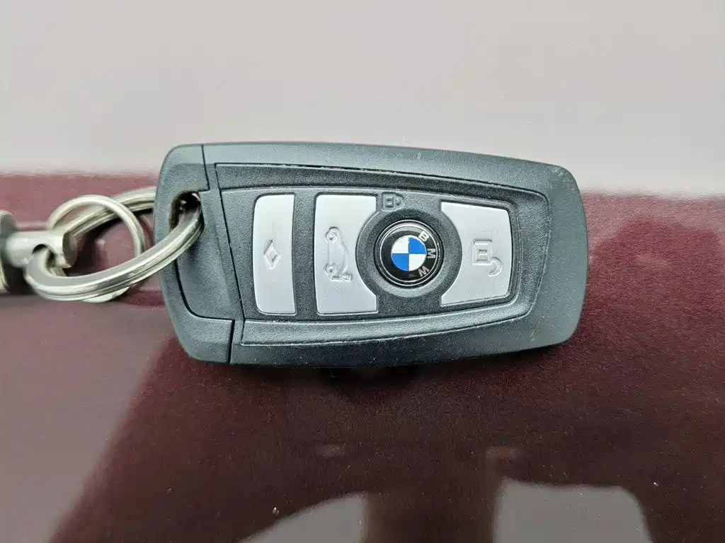 BMW 5 Series GT 2017 2015 528i Leading