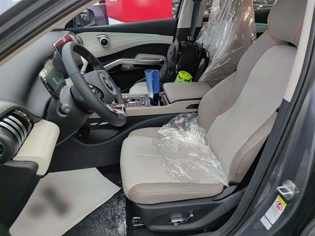 BYD Yuan PLUS 2024 Glory Edition 510KM Leading фото 15