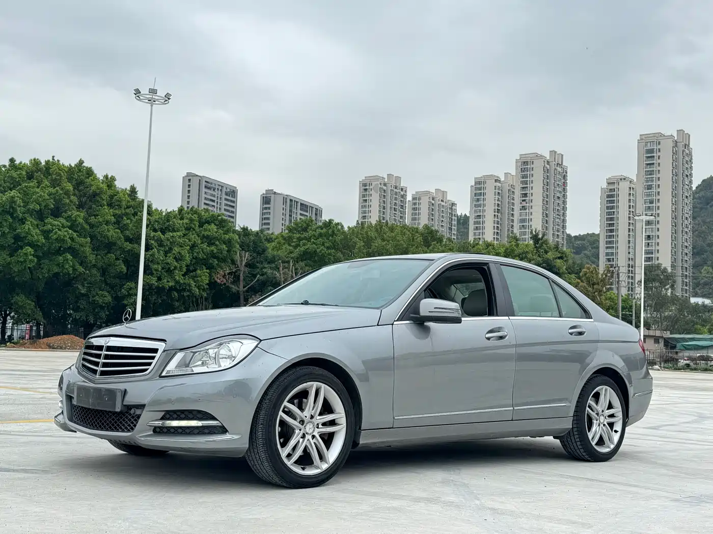 Mercedes-Benz C-Class 2013 C 260 Elegance Grand Edition