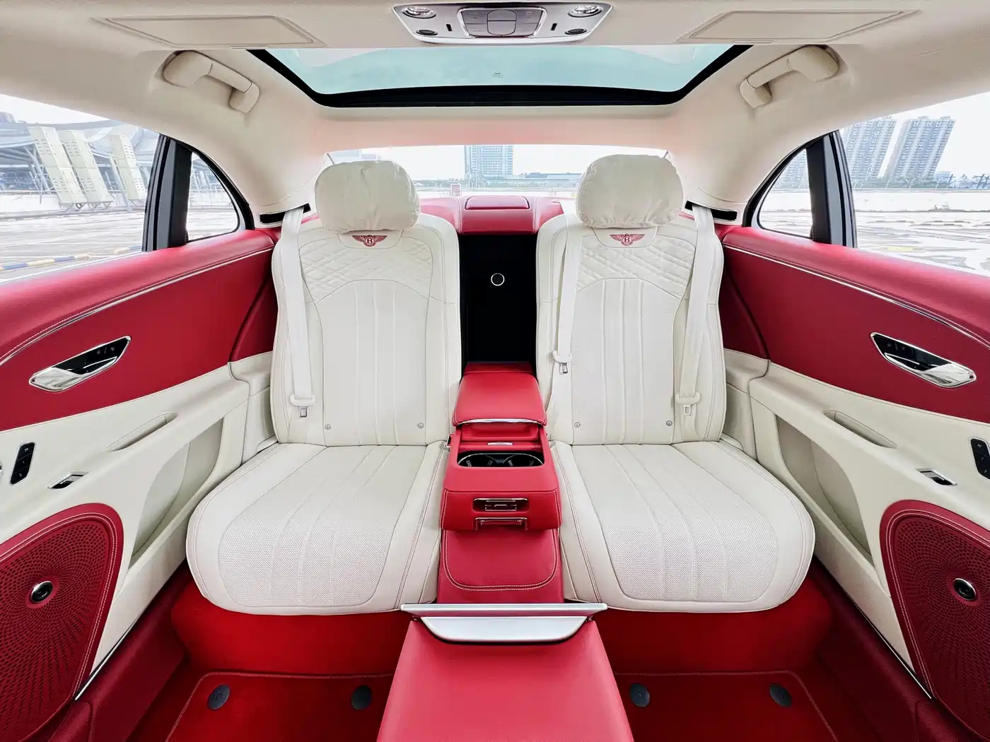 Bentley Flying Spur 2025 2024 V8 Edition 8