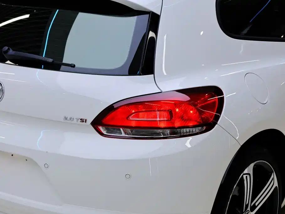 Photo 16 - Volkswagen Scirocco