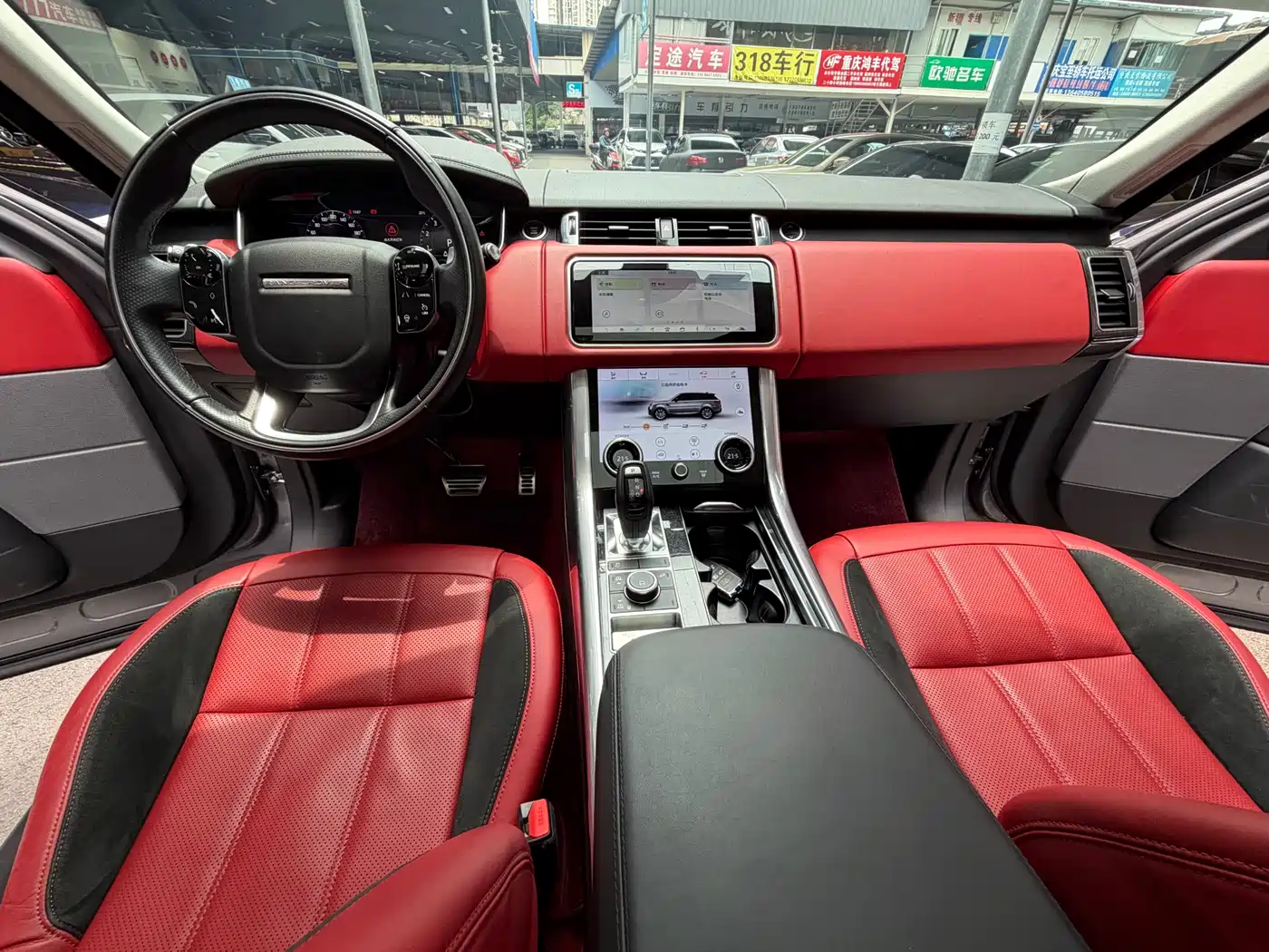 Land Rover Range Rover Sport 2021 3.0 L6 Gloss Black Edition фото 19