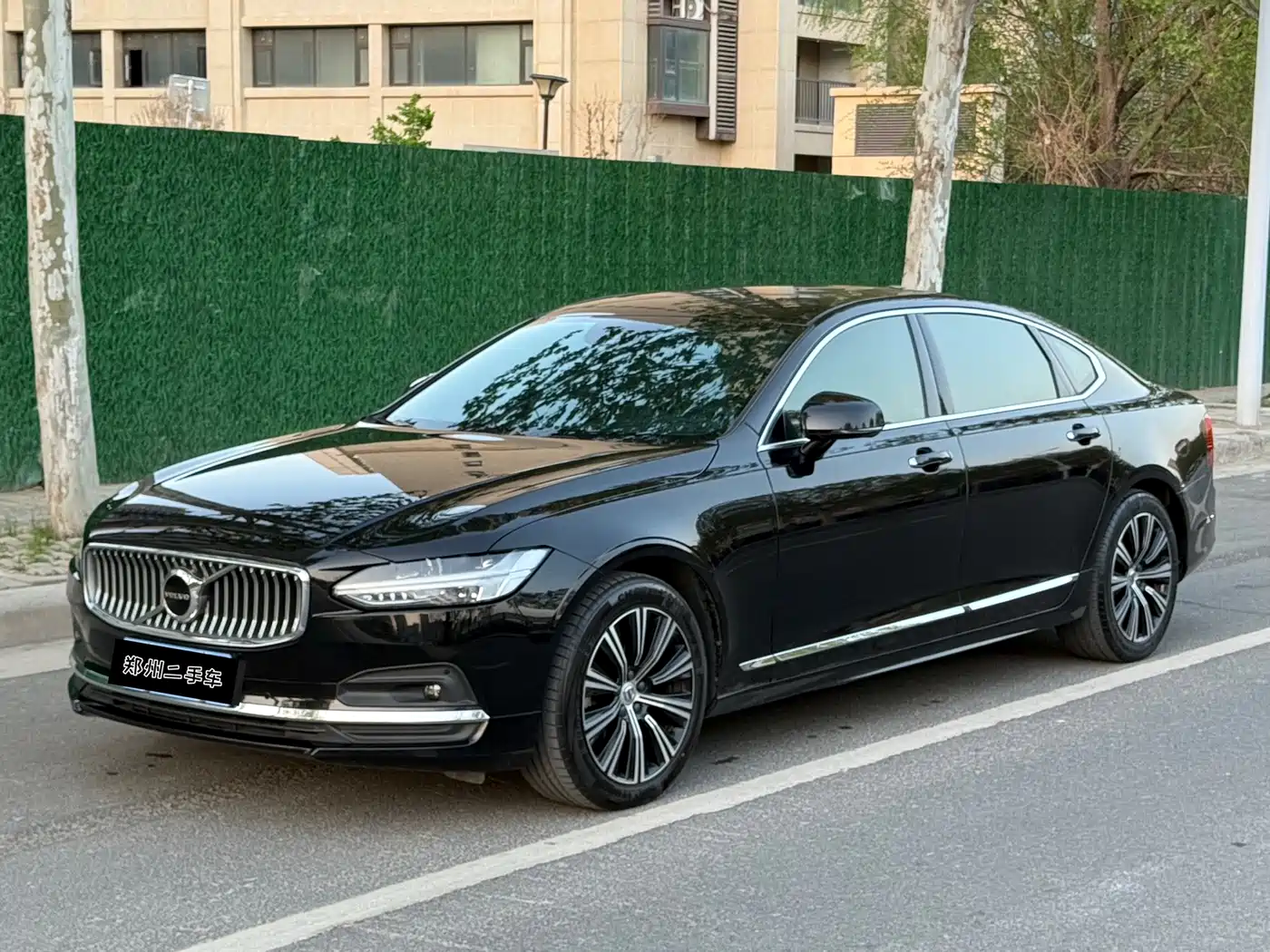 Volvo S90 2021 Model B5 Momentum Luxury Edition