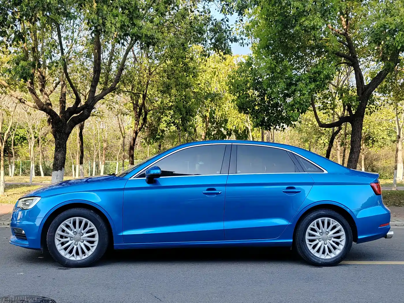 Audi A3 2016 Limousine 35 TFSI Leadership фото 15