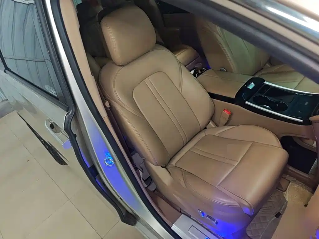 Фото 25 - Buick GL8