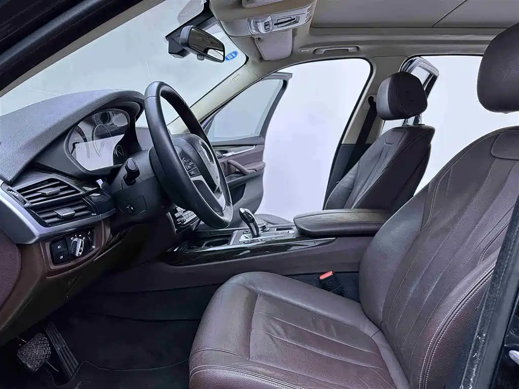 BMW X5 (Import) 2014 xDrive35i Leading фото 11
