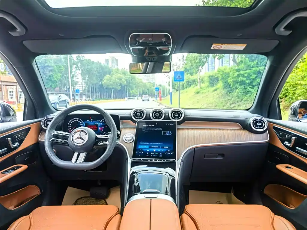 Mercedes-Benz GLC 2024 GLC 300 L 4MATIC Dynamic 5-seater фото 8