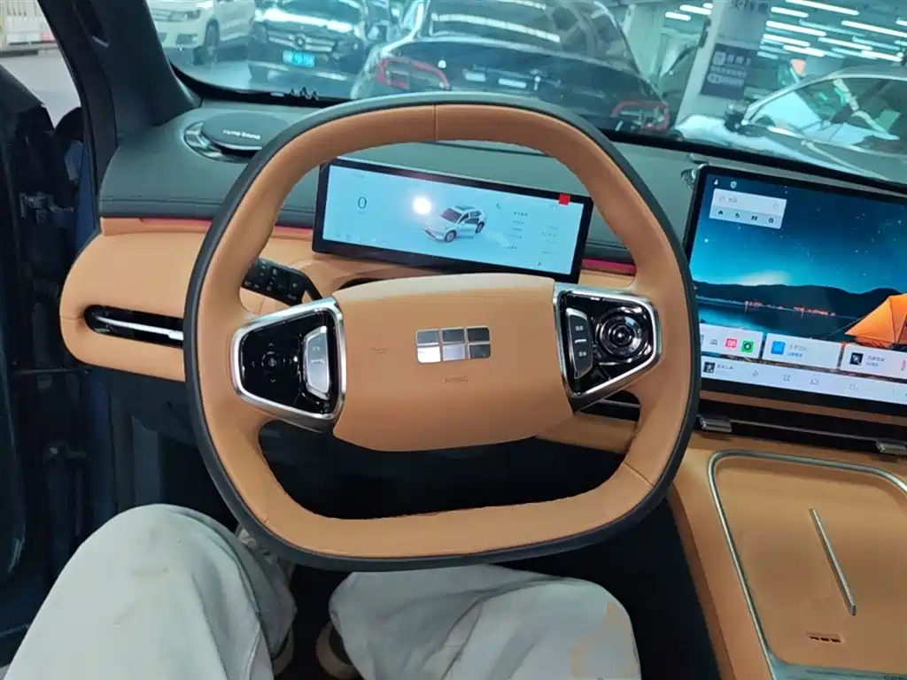 Geely Galaxy Galaxy Starship 7 EM-i 2025 120km Navigation Edition фото 11