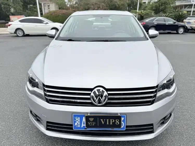 Volkswagen Bora 2015 Quality Edition 1.6L Automatic Comfort фото 2