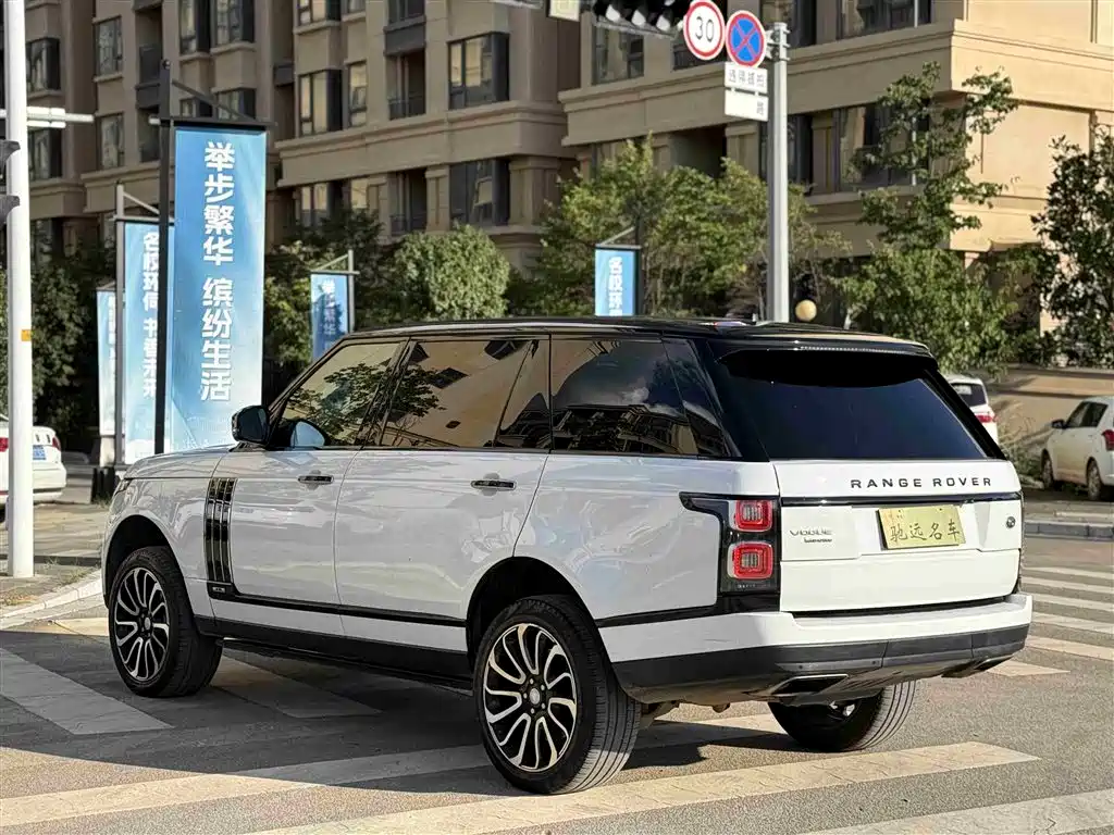 Land Rover Range Rover 2019 3.0 SC V6 Heritage Extended Edition фото 15