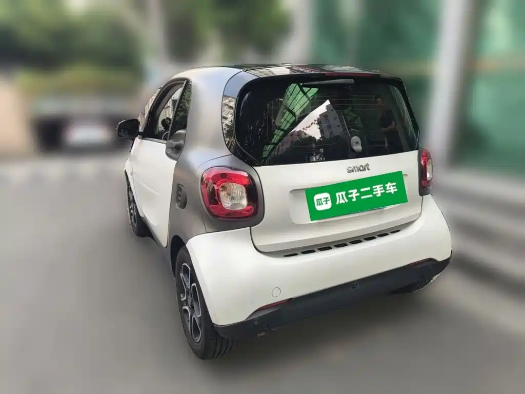 Photo 4 - smart fortwo