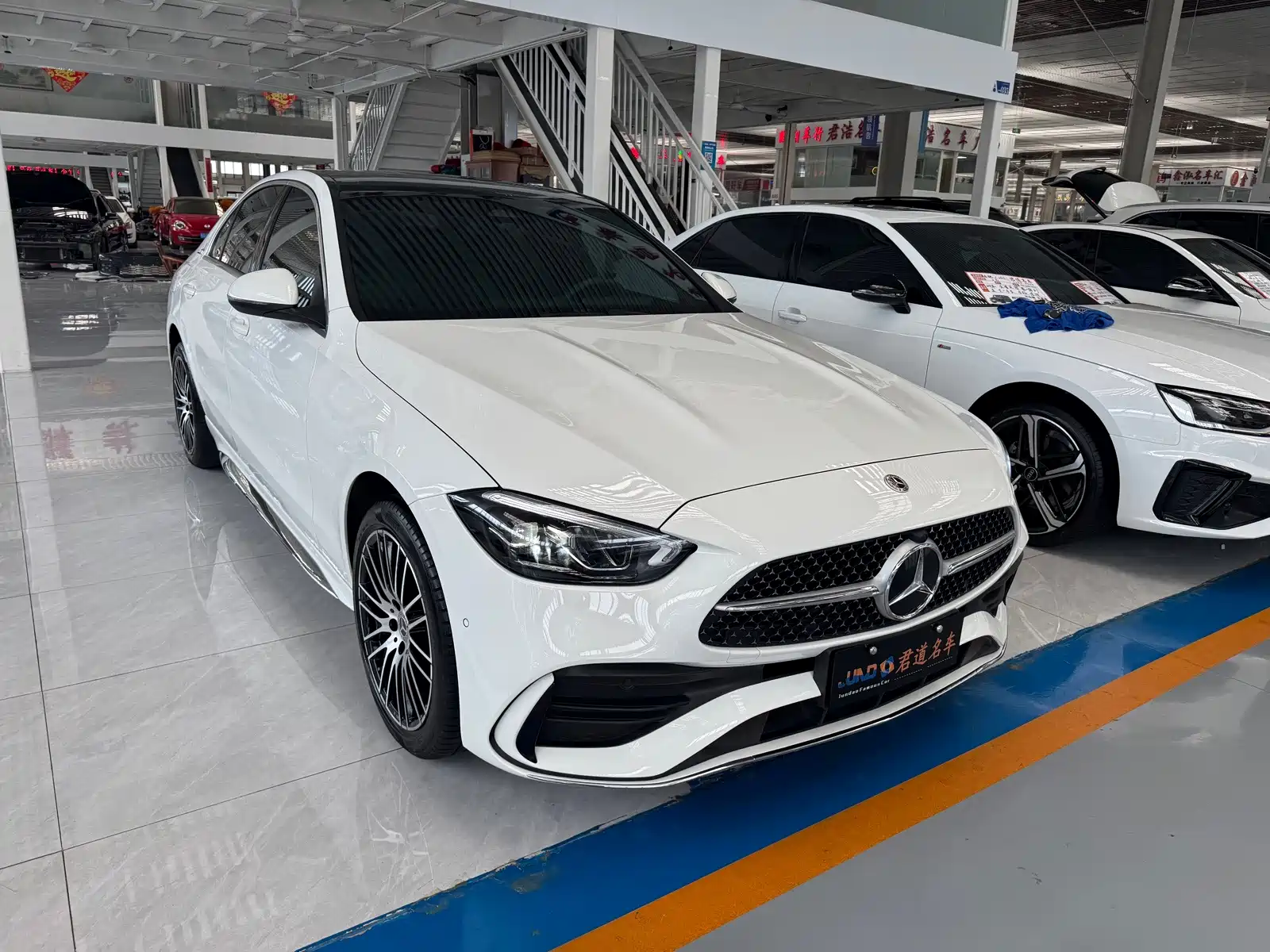 Фото 3 - Mercedes-Benz C-Class