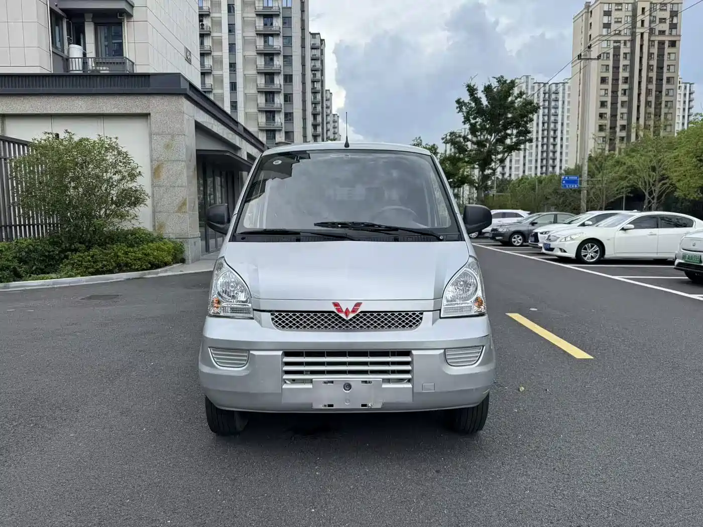 Wuling Motors Wuling Rongguang EV 2023 2020 Passenger Van Basic 7-seater 300KM