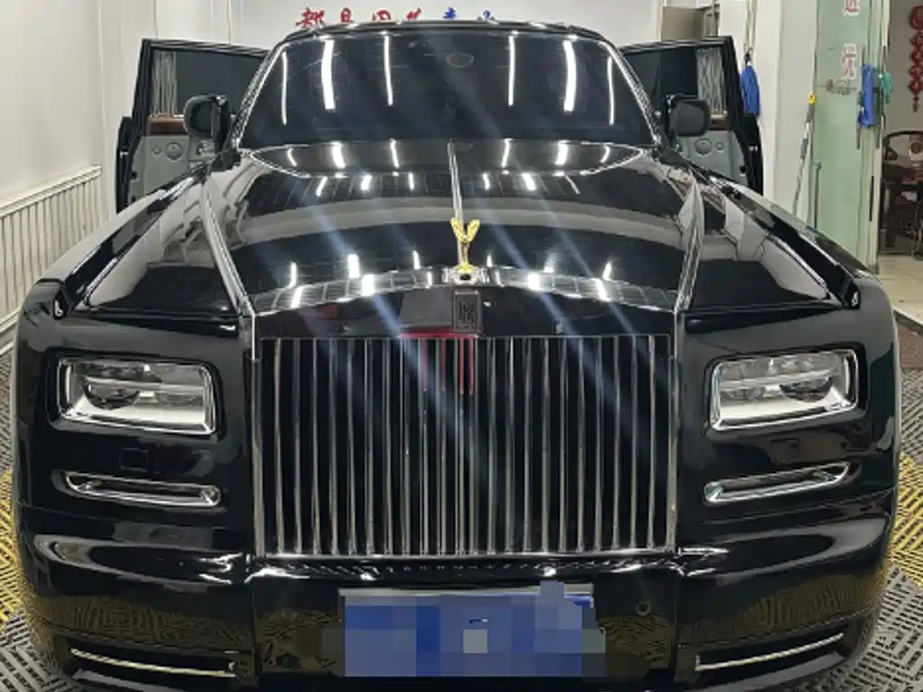 Rolls-Royce Phantom 2005 2004 Model 6.7L Standard Version