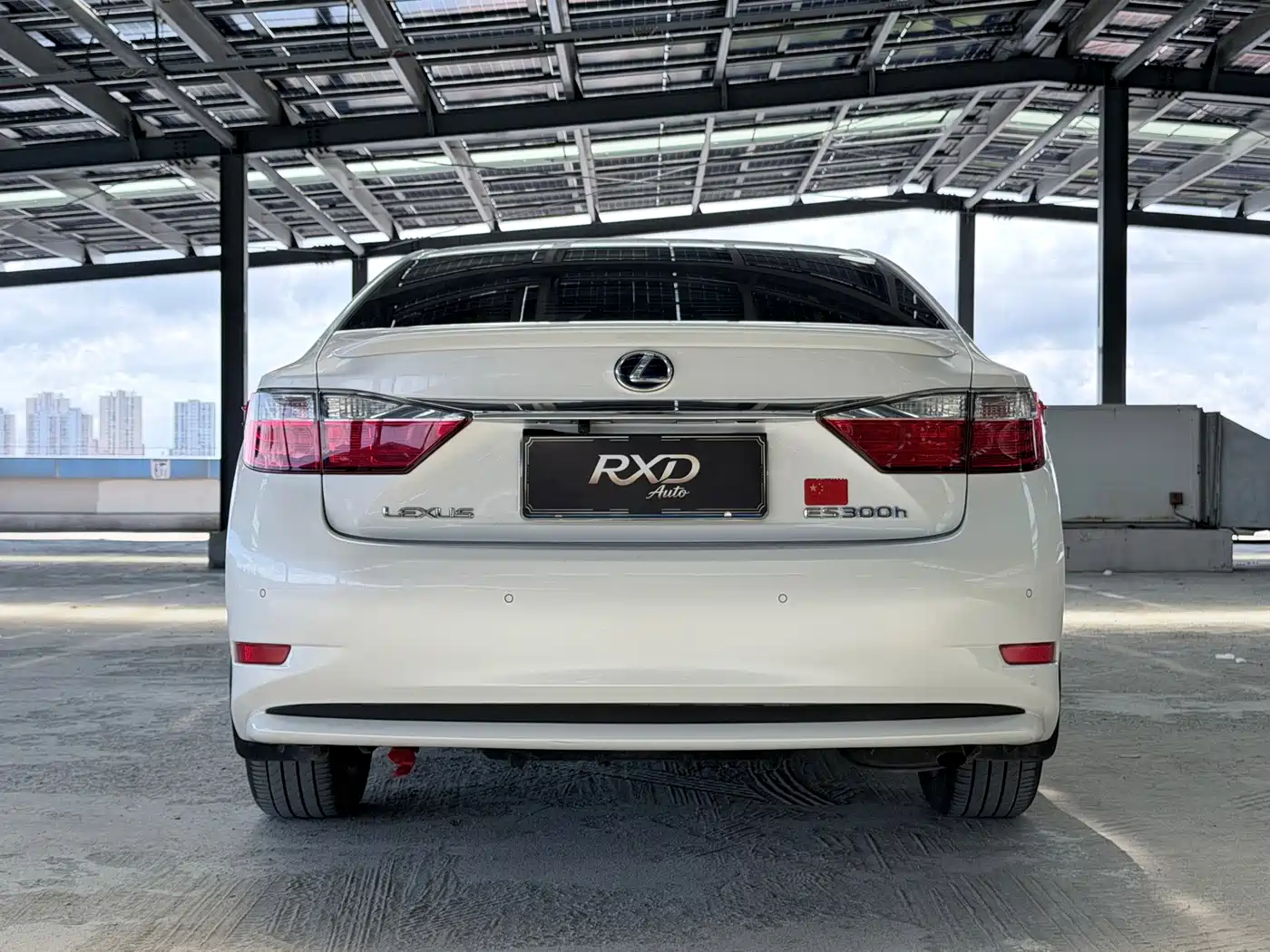 Фото 5 - Lexus ES