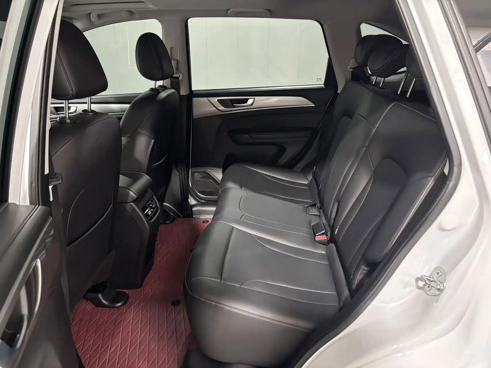 Фото 8 - Haval M6