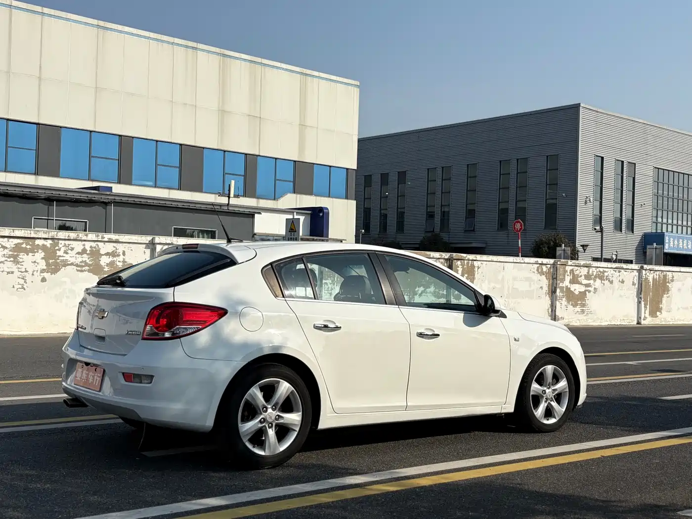 Chevrolet Cruze 2013 Hatchback 1.6T Automatic Flagship фото 6