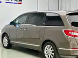 Photo 13 - Buick GL8