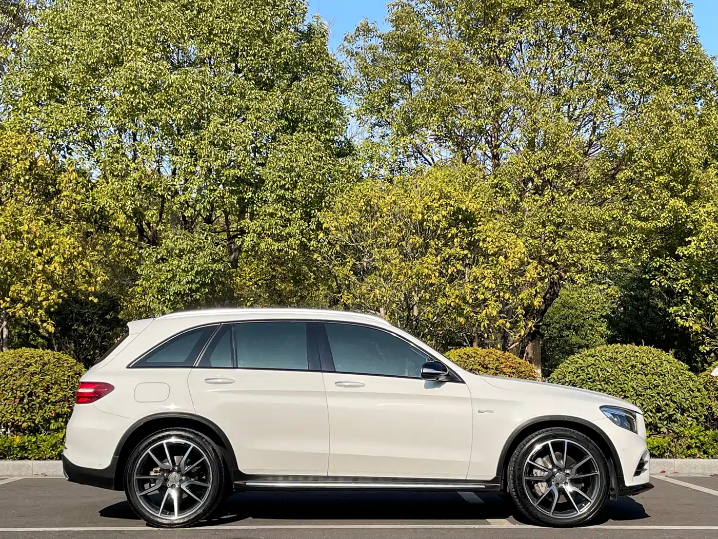 Mercedes-Benz GLC AMG 2017 AMG GLC 43 4MATIC Special Edition фото 4