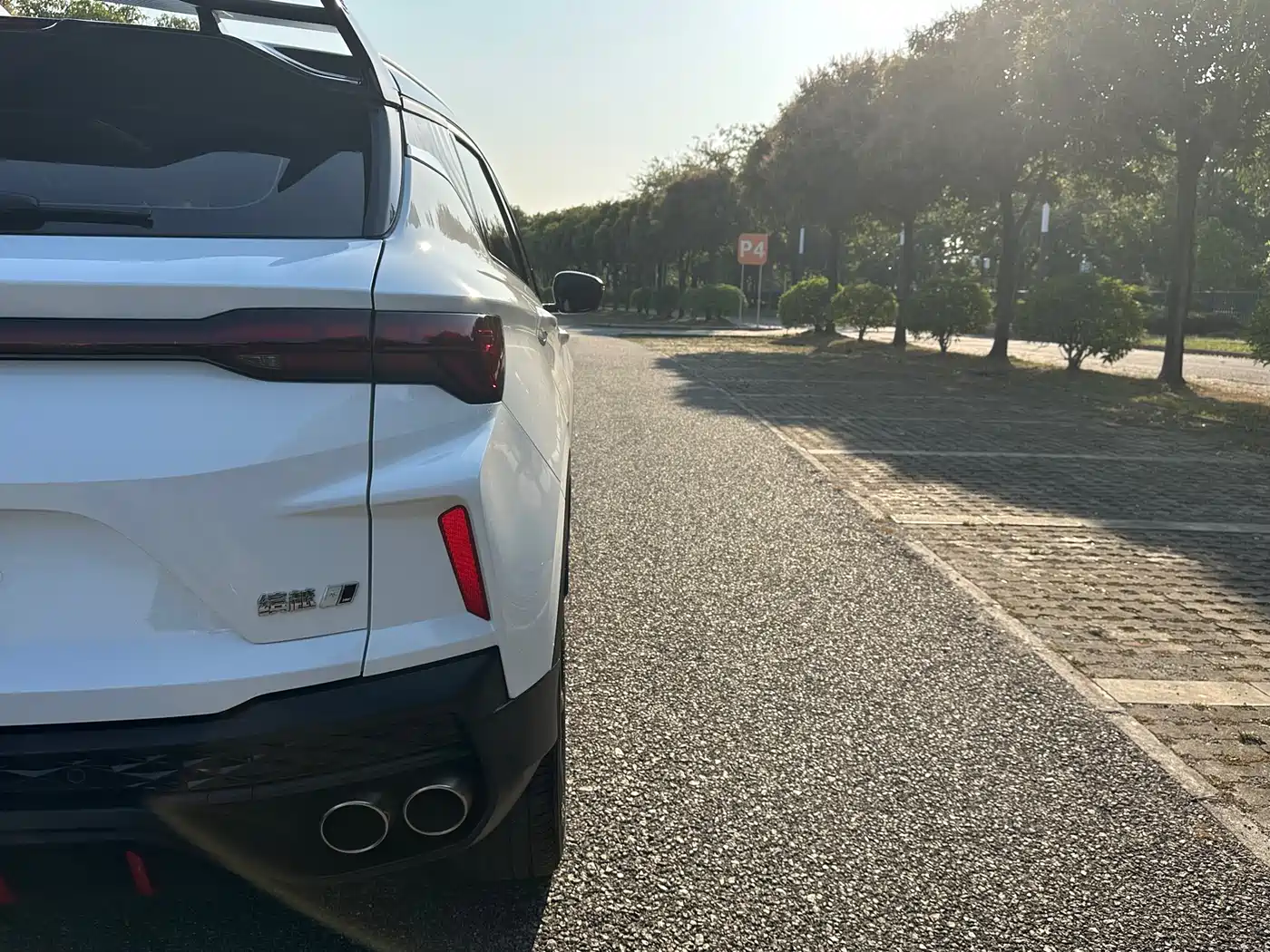 GEELY AUTOMOBILE BINYUE