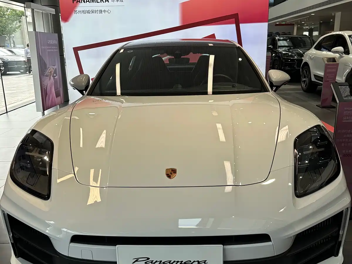 Porsche Panamera фото 2