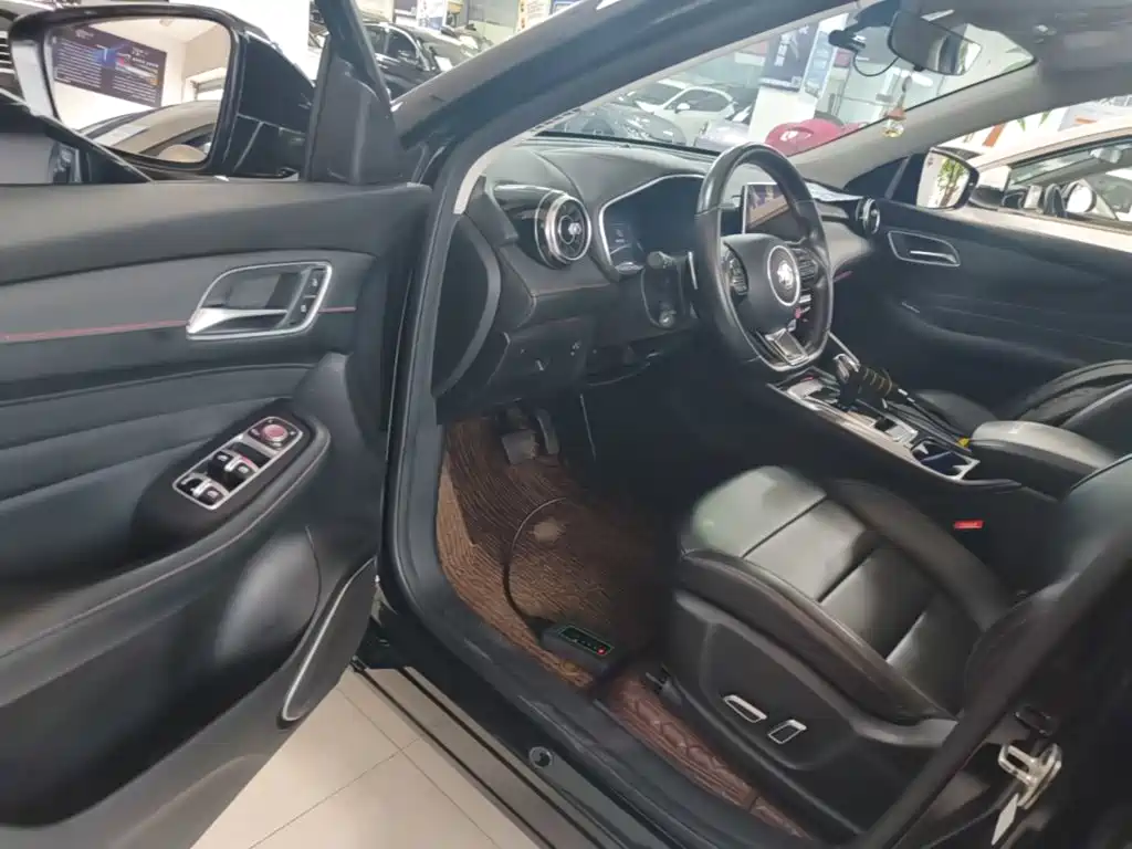 MG Pilot 2021 2021 300TGI Automatic 2WD Trophy Premium Edition