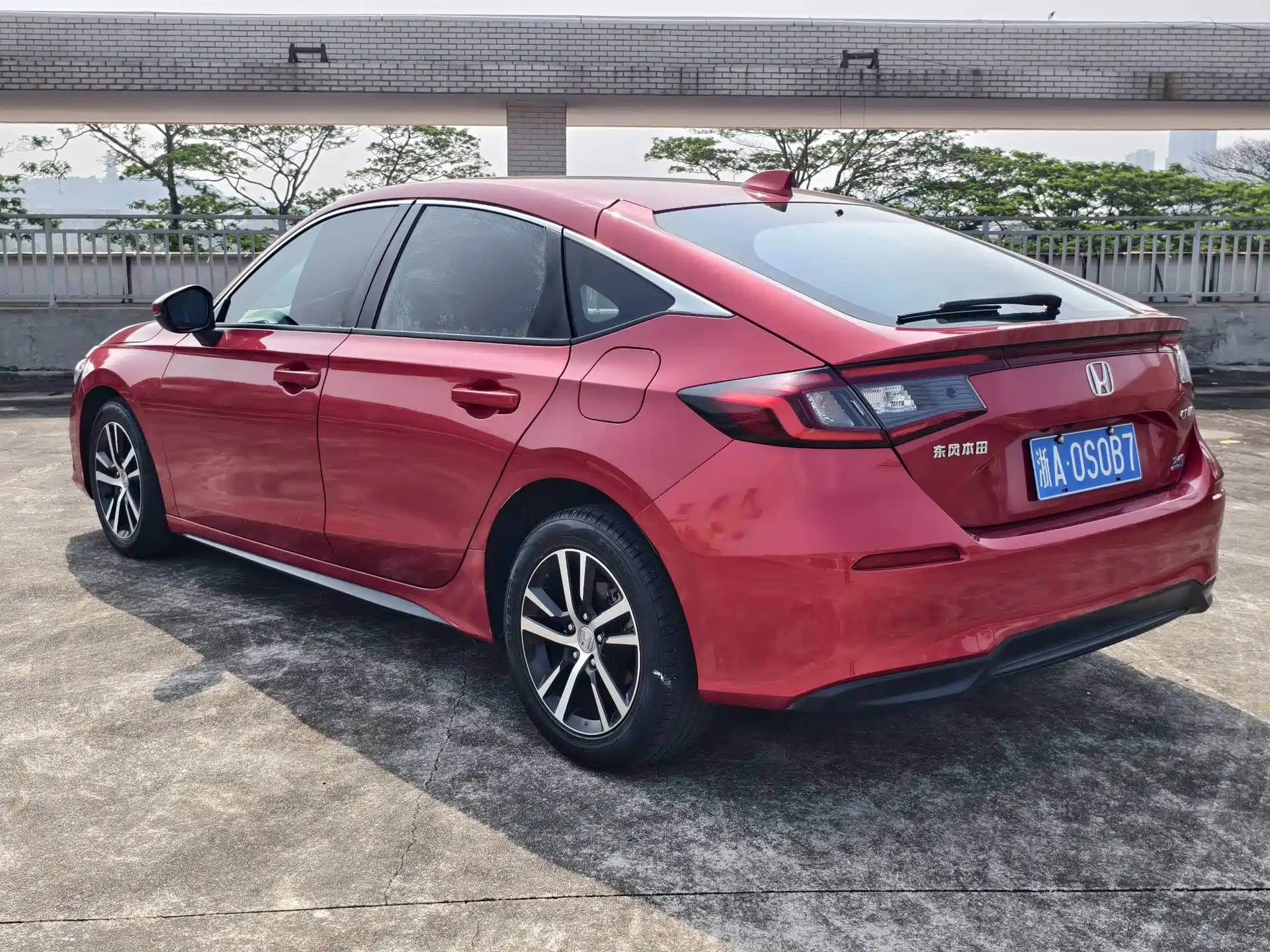 Фото 13 - Honda Civic