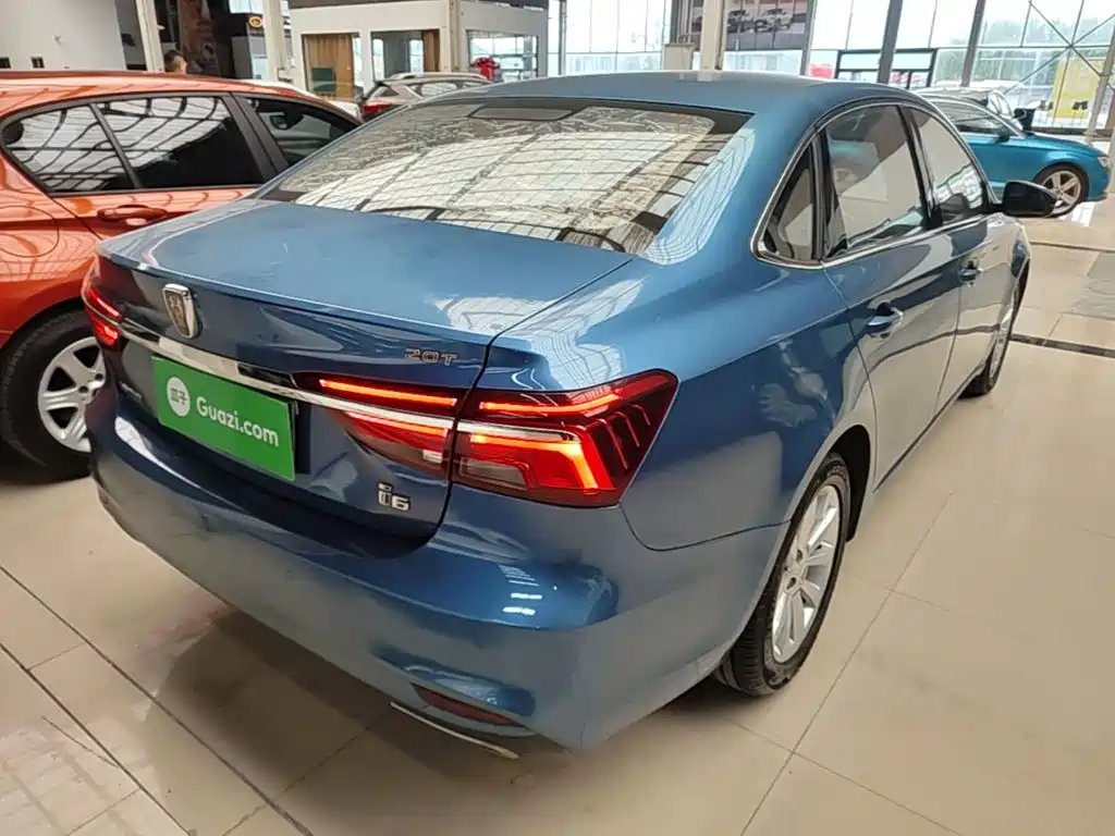 Фото 7 - Roewe i6
