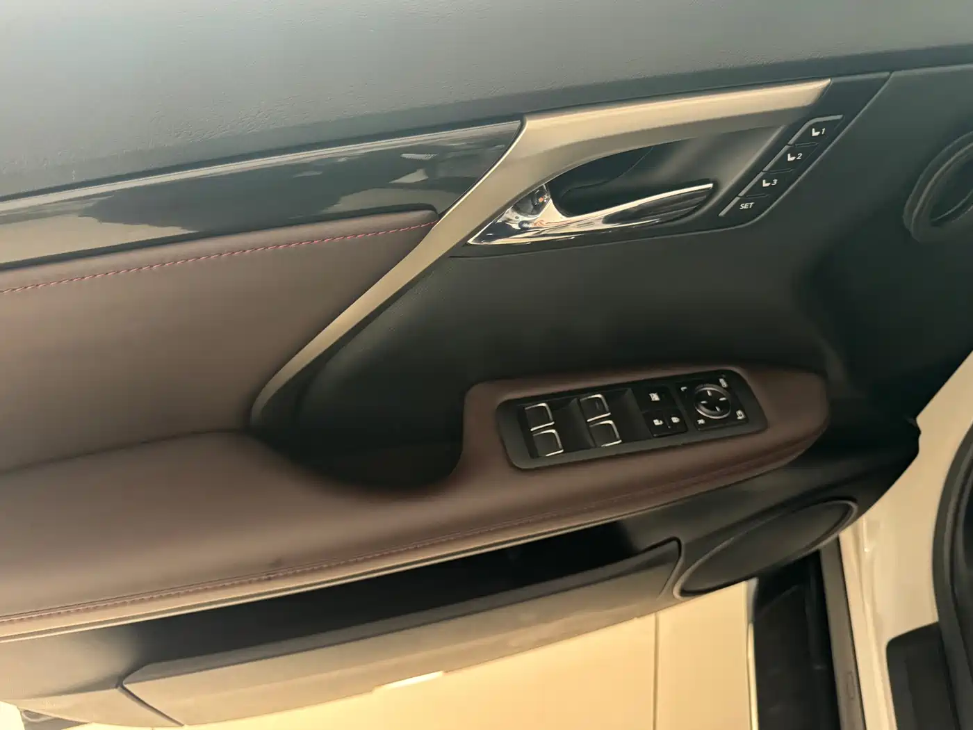 Lexus RX 2020 300 4WD Elegance Edition China VI фото 20