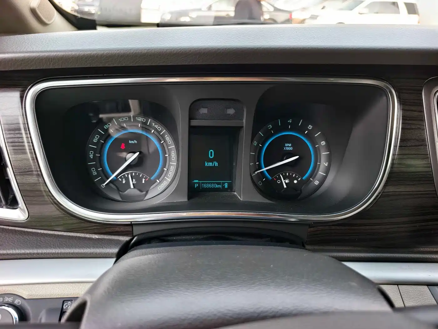 Buick GL8 2013 3.0L XT Luxury Business Flagship Edition фото 8