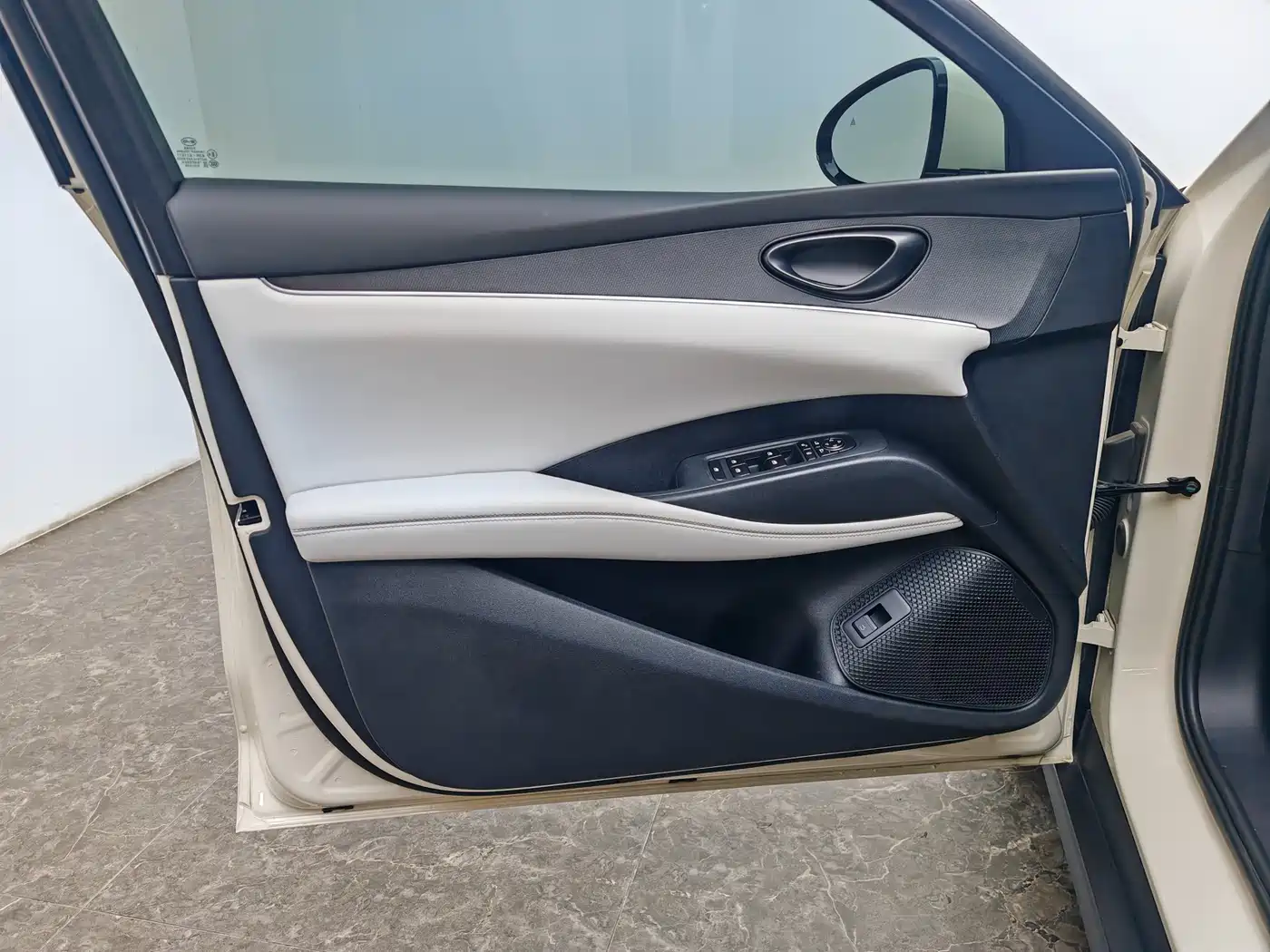 BYD Seal 06 New Energy 2025 DM-i Smart Drive 80KM Luxury фото 19