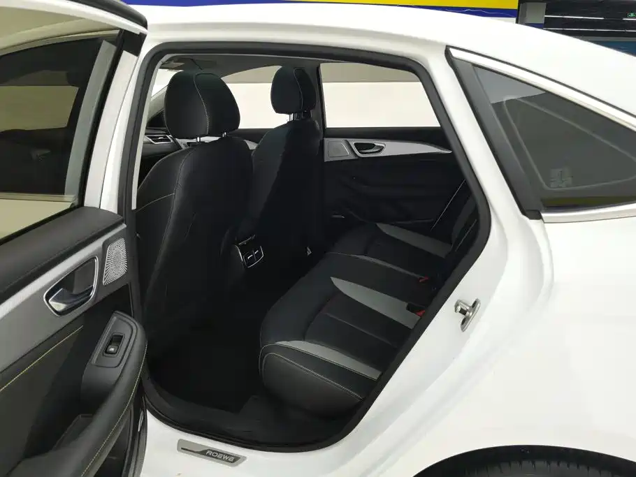 Roewe i6 MAX 2021 2020 300TGI Auto Cool Panoramic Sunroof Edition