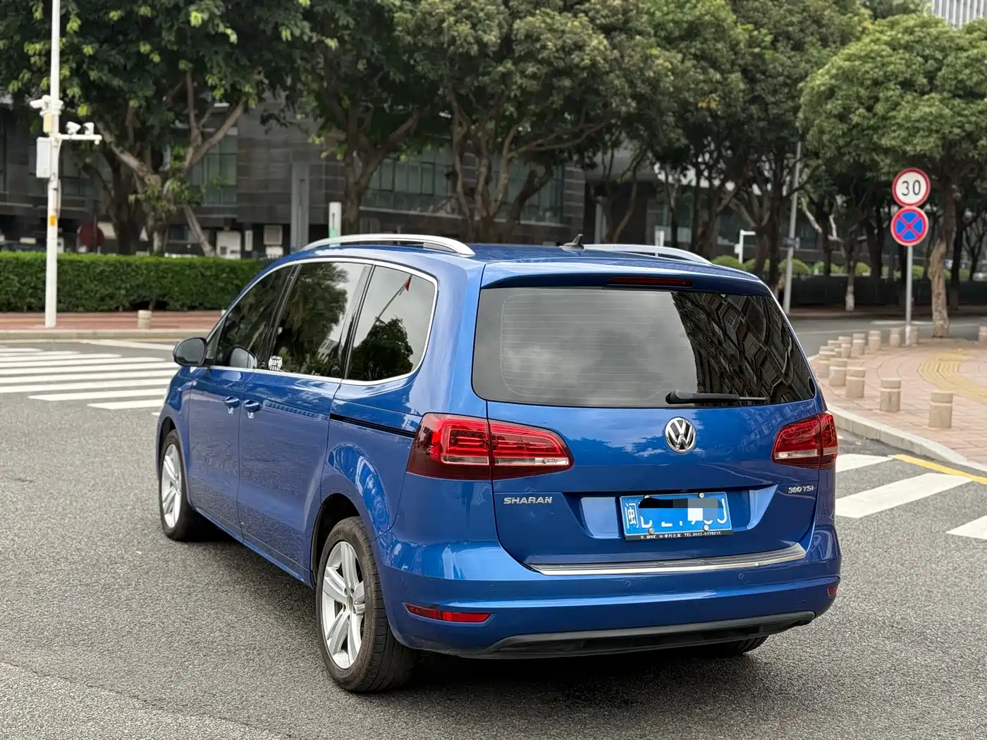 Volkswagen Sharan 2019 2018 380TSI Comfort 7-Seater