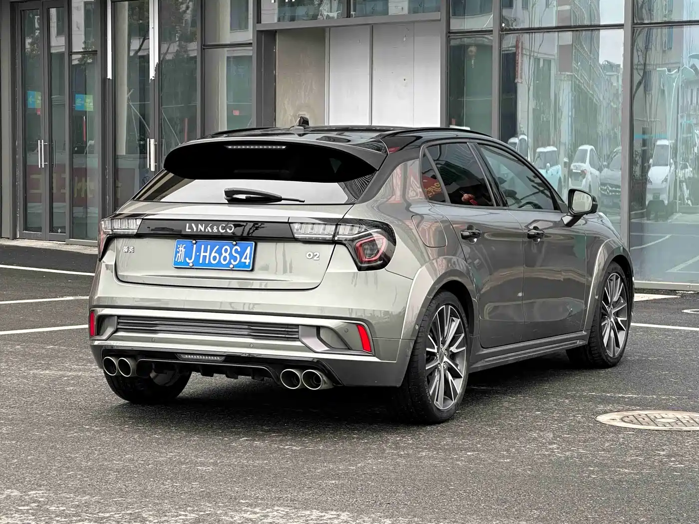 Lynk & Co 02 Hatchback 2022 2.0TD Pro фото 12