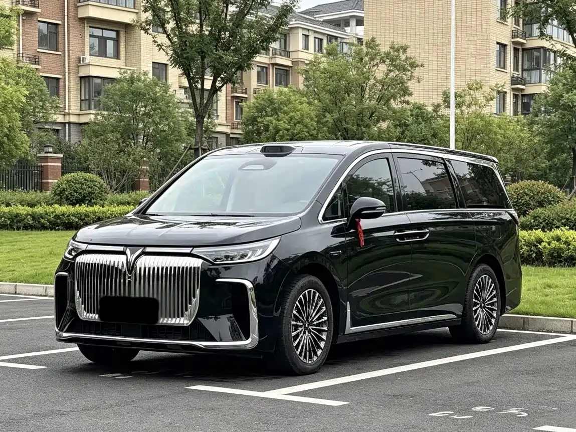 Voyah Auto Voyah Dreamer 2026 2025 Model PHEV Basic Version