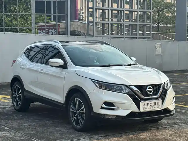 Nissan Qashqai 2022 2.0L CVT XV Prem Luxury Edition — фото 3
