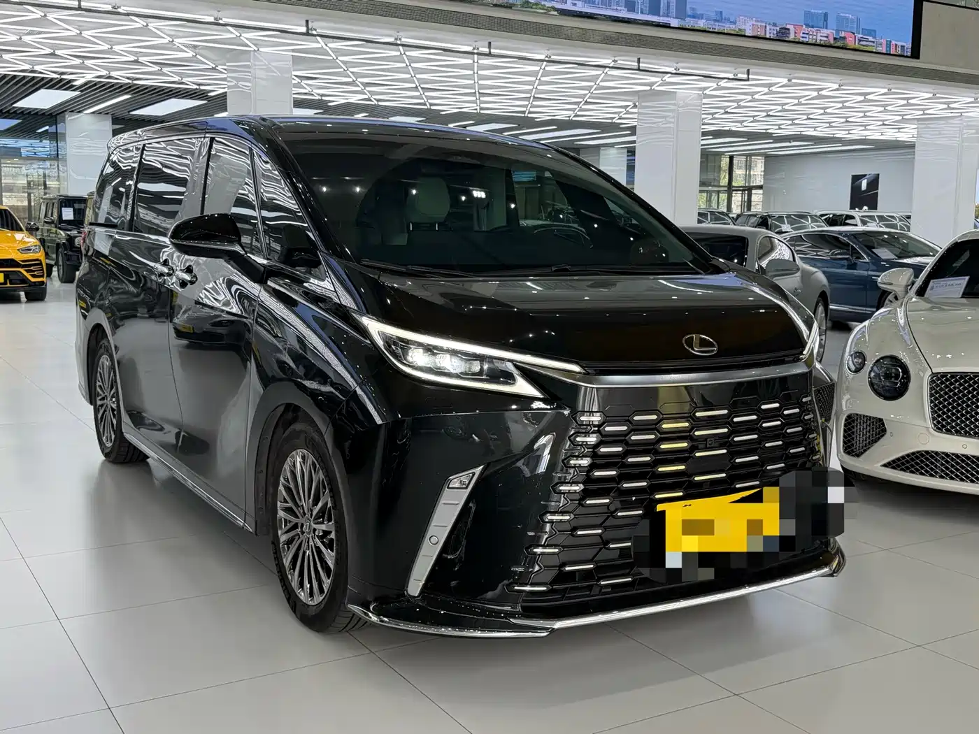 Lexus LM 2025 2025 Model 500h Six-Seater Prestige Edition