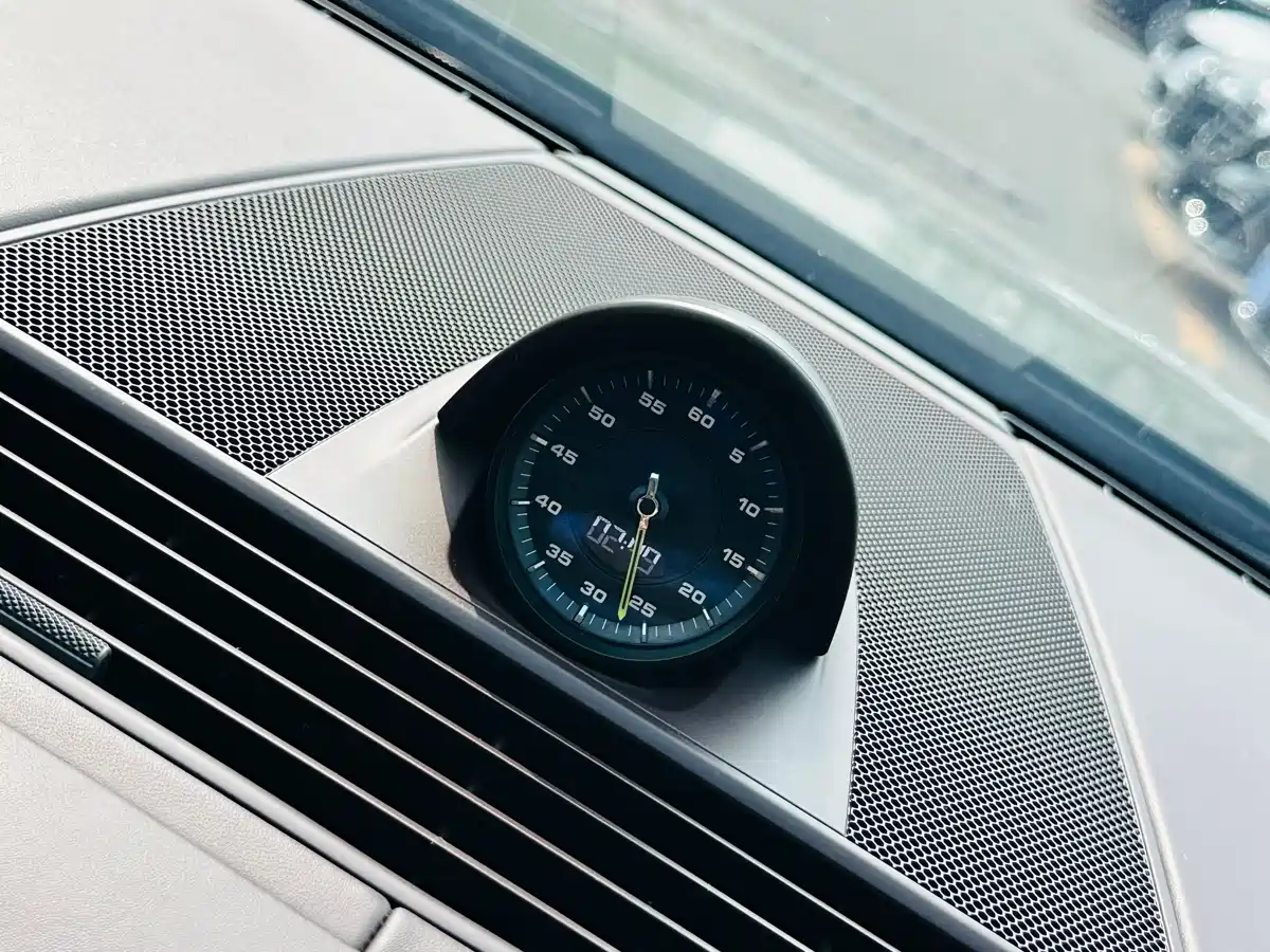 PORSCHE PANAMERA NEW ENERGY
