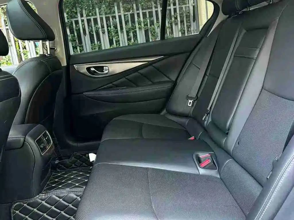 Infiniti Q50L 2022 2.0T Leisure Edition фото 9